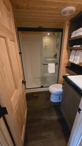 061B Grand Canyon South Rim Brand New Chalet with King Bed